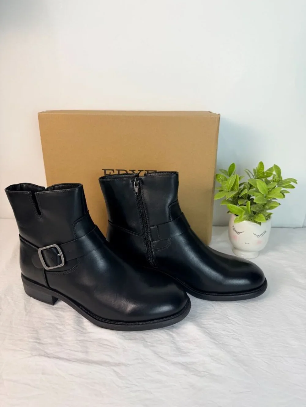 Frye Womens 9M Black Leather Ankle Boots Buckle Zip Casual Biker NWT